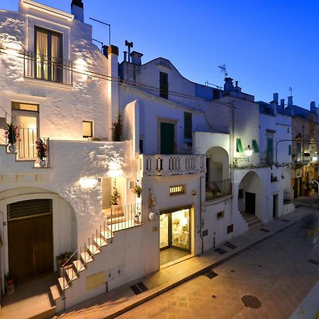 Апартаменти La Scala Del Borgo Чистерніно Екстер'єр фото